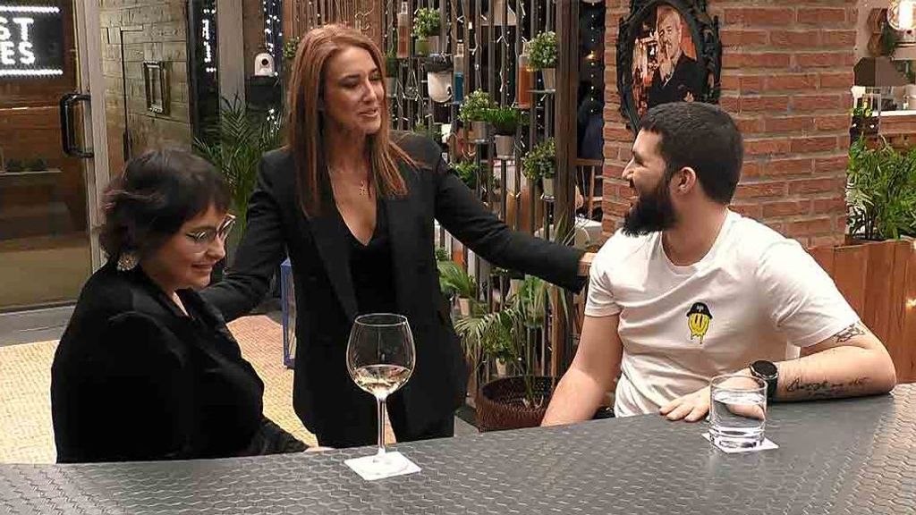 Carmen y Cristóbal durante su cita en 'First Dates'