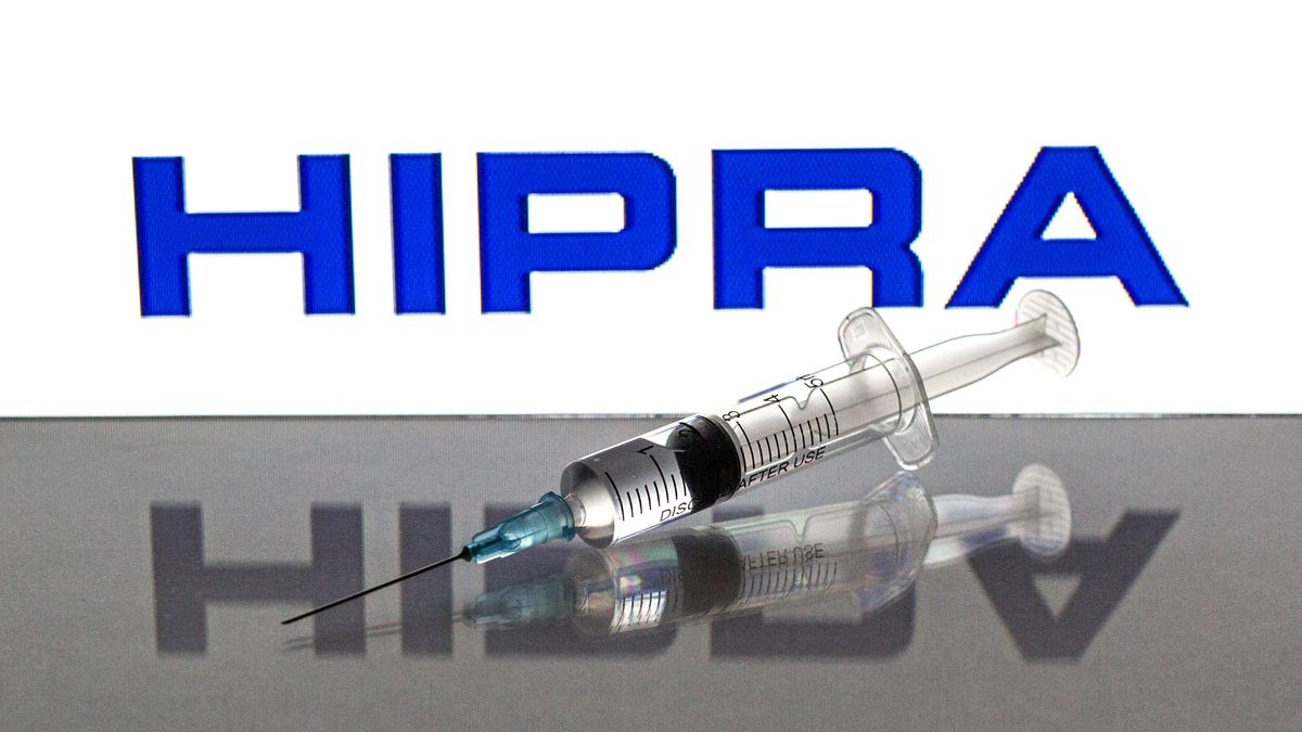La EMA da luz verde a la vacuna española de Hipra contra la covid