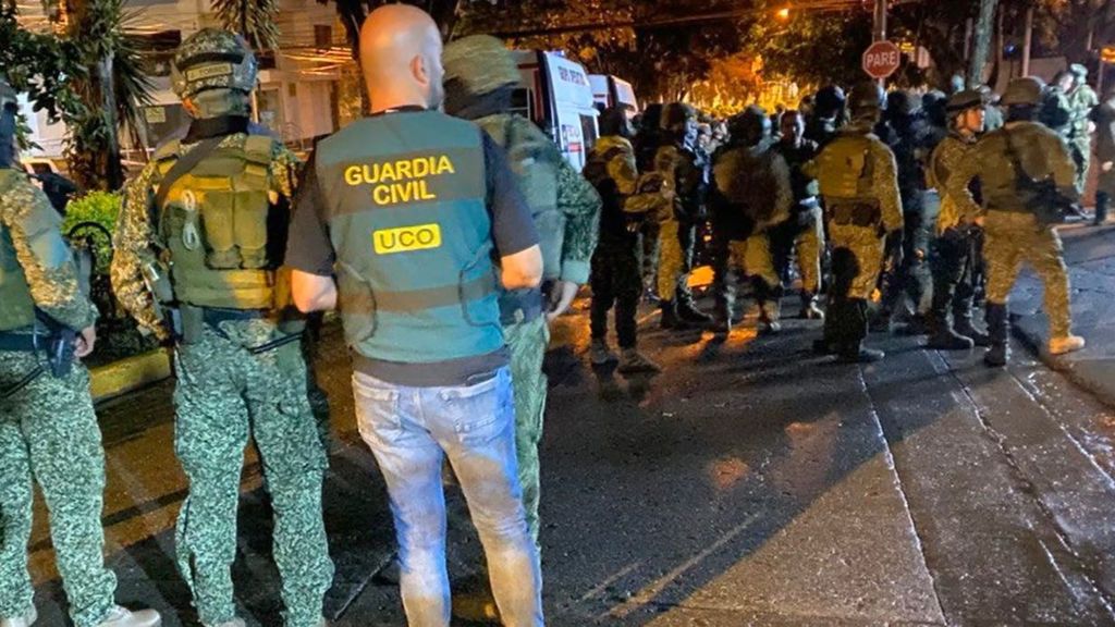 La Guardia Civil detiene en Colombia a los constructores del primer narcosubmarino que alcanzó España