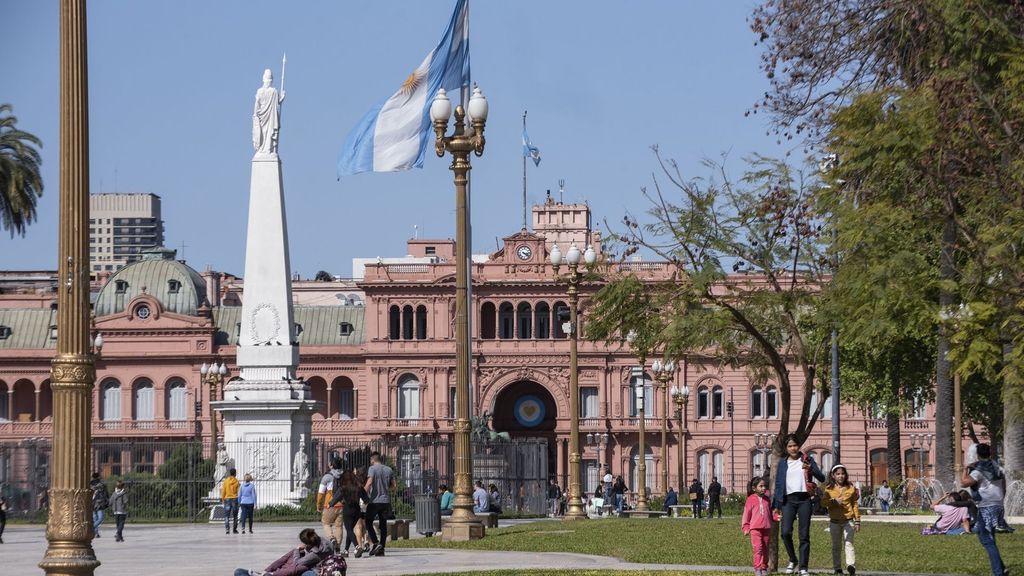 Imagen de archivo. La Casa Rosada, sede del Gobierno argentino, donde a escasos metros ha fallecido una bebé de tres meses