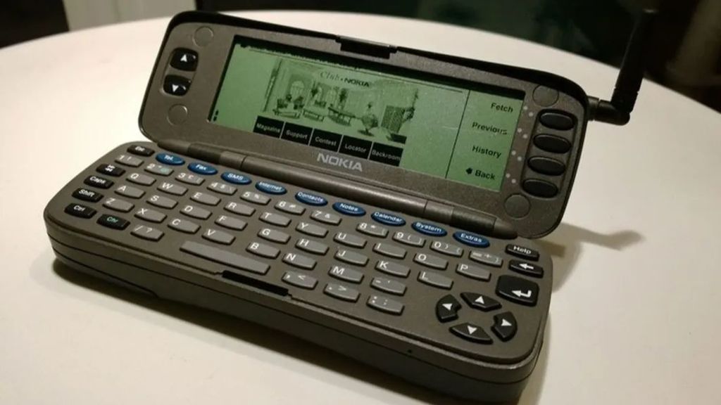 Nokia 9000, primer celular con Internet.