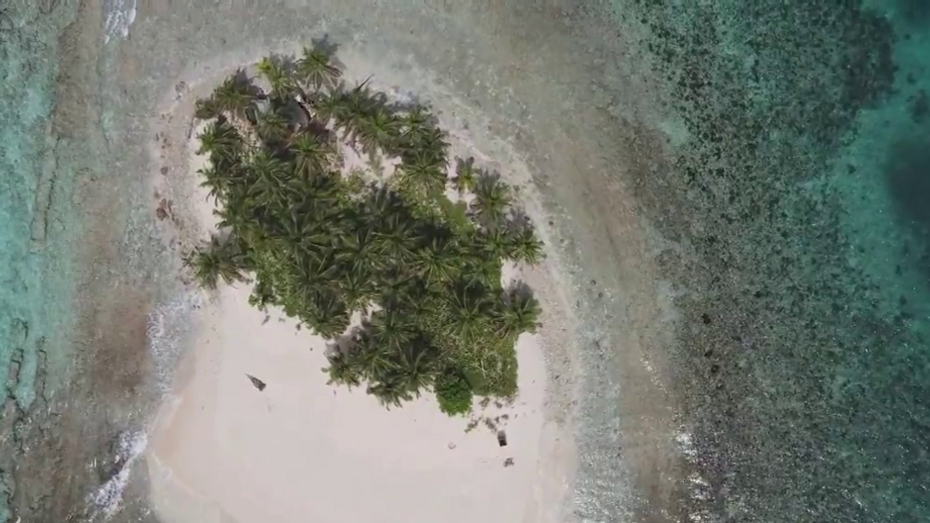 Carlos Sobera explica los detalles de Cayo Paloma y Playa Cabeza de León