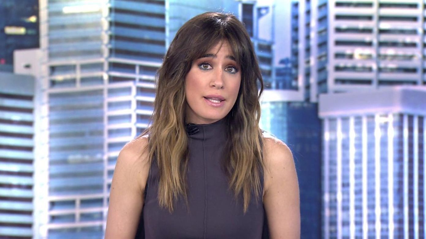 Con Isabel Jiménez  Informativos Telecinco 2023 Mediodía 04/04/2023