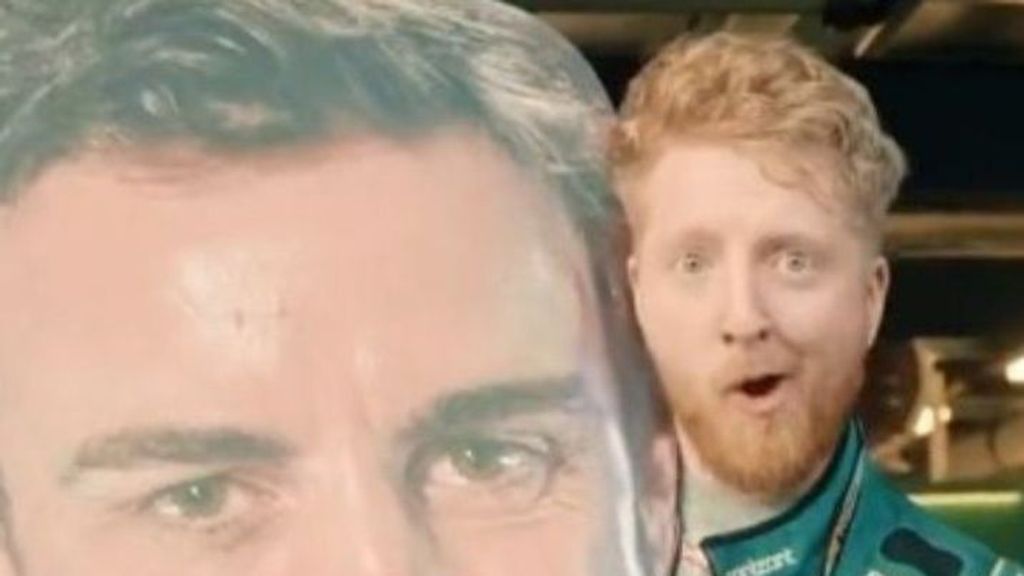 Los aficionados de Alonso quieren llenar Montmeló de caretas de Matt Watson: "Hay que endiosarlo"