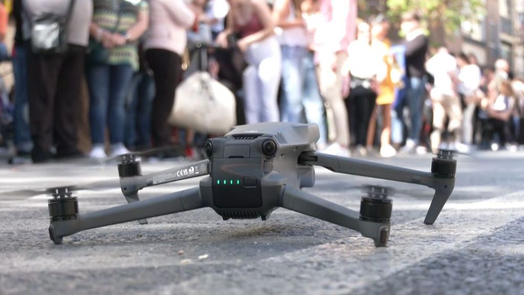 La tecnología al servicio de la Semana Santa: drones vigilan las procesiones para garantizar la seguridad