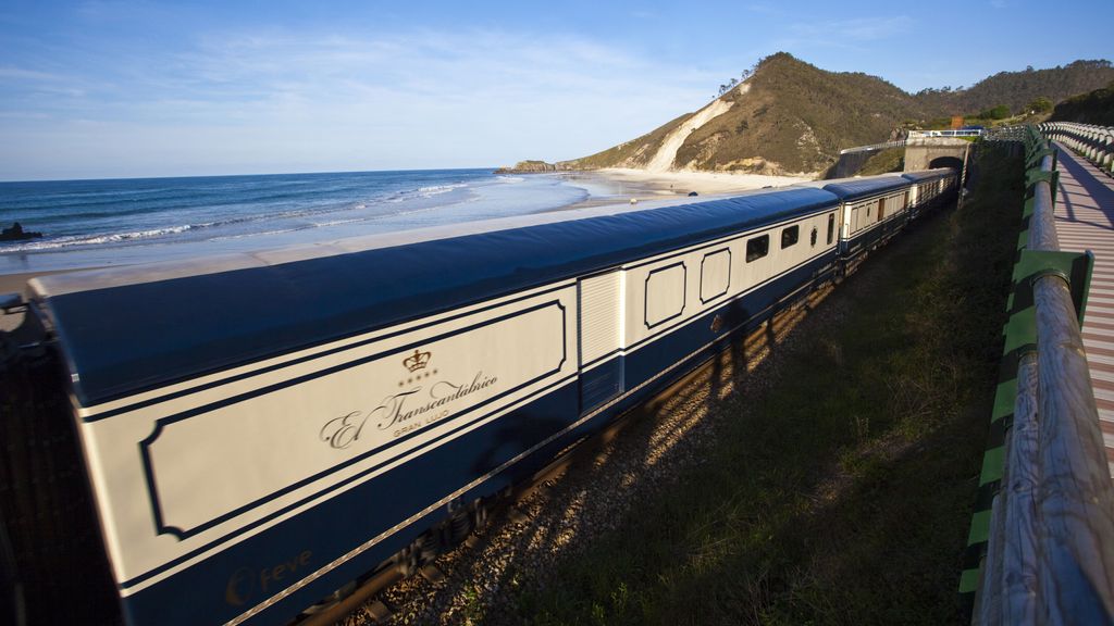 Cuarenta años del Transcantábrico, primer tren turístico de lujo de España