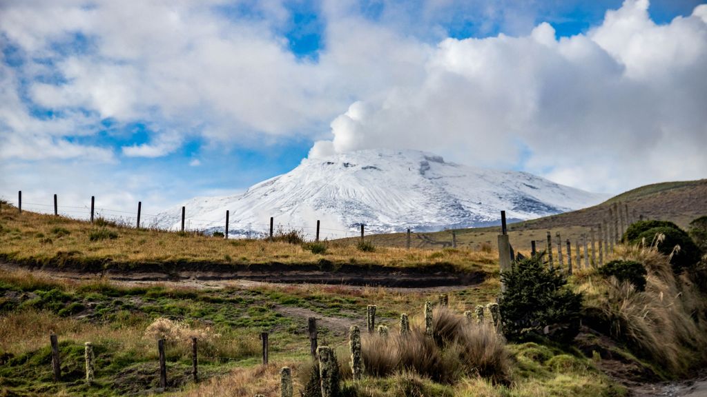 Alerta en Colombia por el aumento de la actividad sísmica en el volcán Nevado del Ruiz: desalojadas 2.500 familias