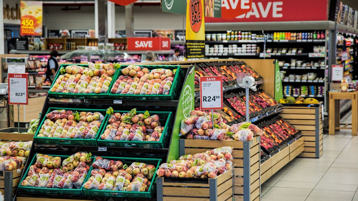 Así es el truco para saber qué día la carne y el pesacado están a mitad de precio en el supermercado