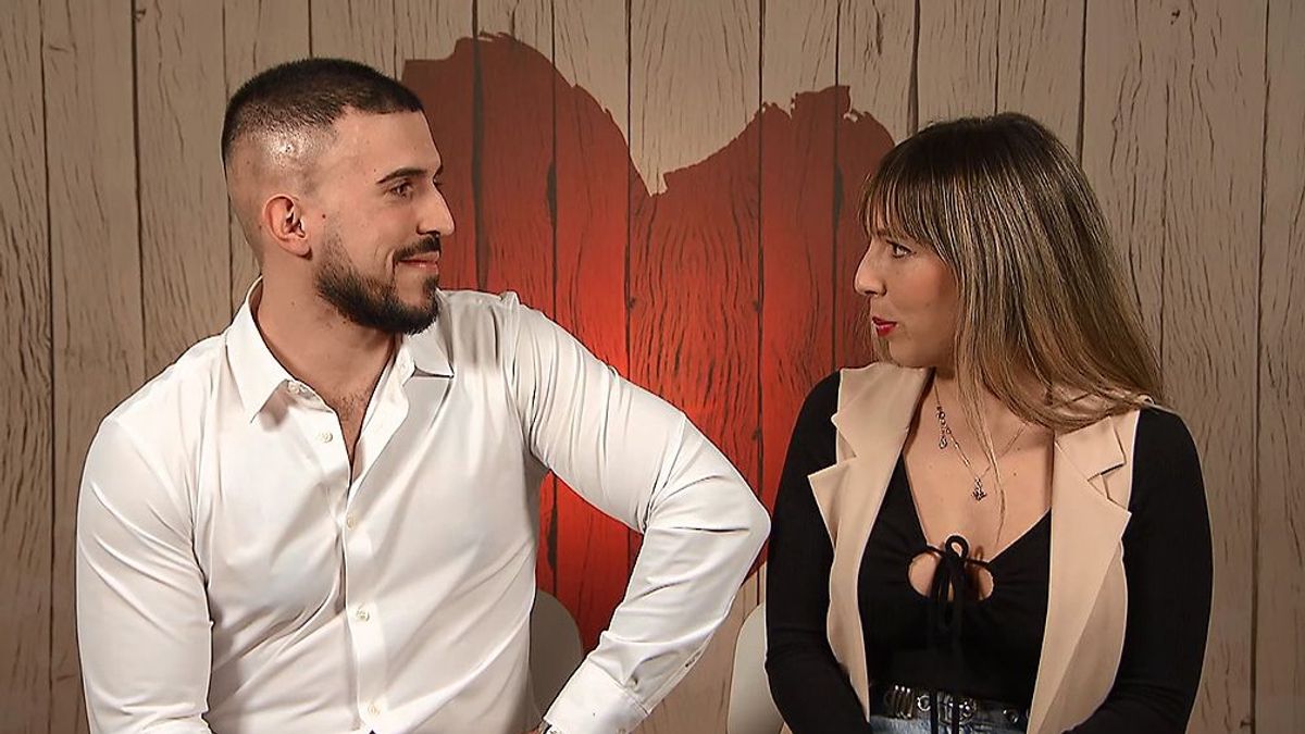 Marta y Álex en 'First Dates'