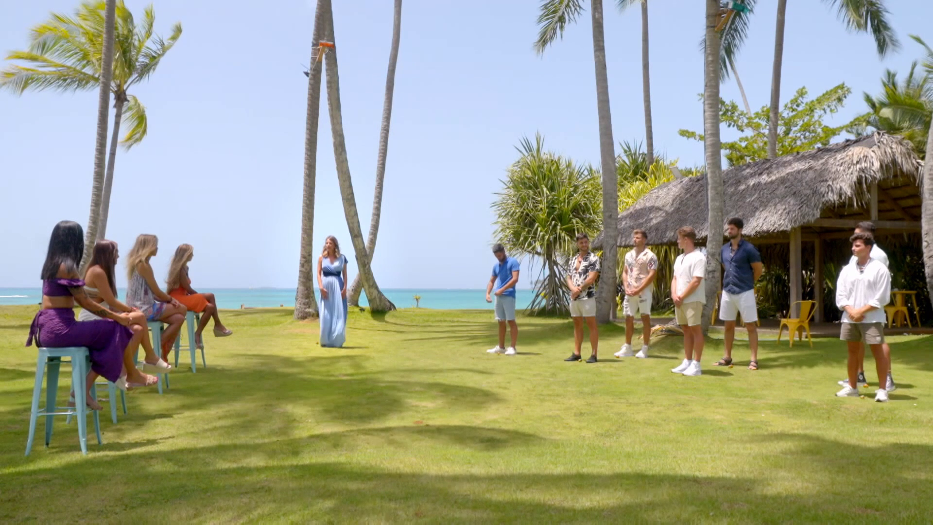 Dos chicos y dos chicas rechazan tener citas finales