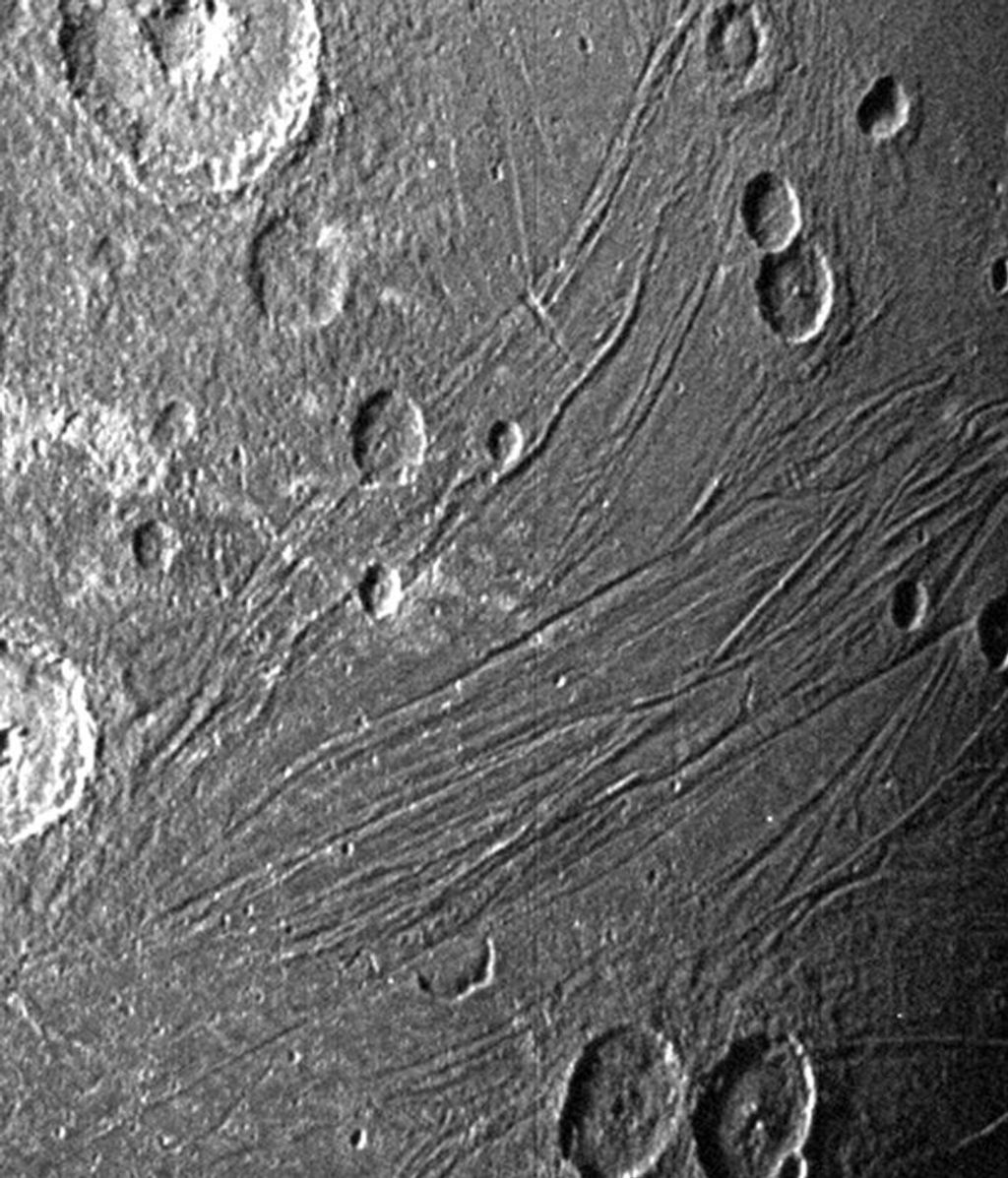 Imagen de Ganímede obtenida por la nave espacial Juno el 7 de junio de 2021
