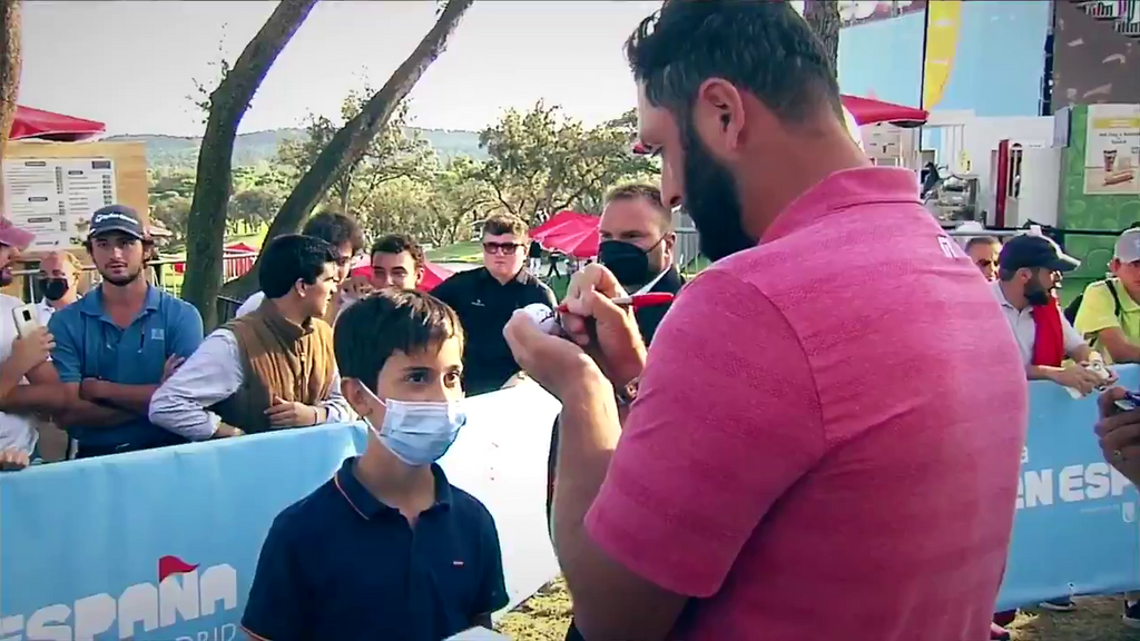 Jon Rahm, un tipo humilde: el día que pasó dos horas de reloj para que ningún niño se quedara sin su afirma