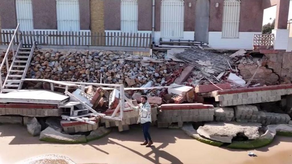 Derriban sus casas por una playa en ruinas en Alicante: “Haremos todo lo posible para poder mantenerlas”
