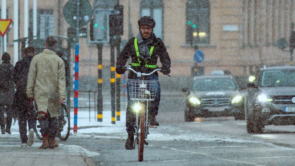 bici en la nieve