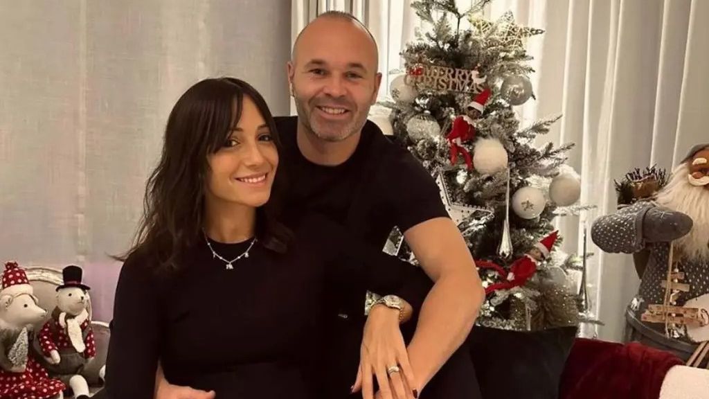 Iniesta, un multimillonario en Japón: los negocios que le han convertido en uno de los más ricos