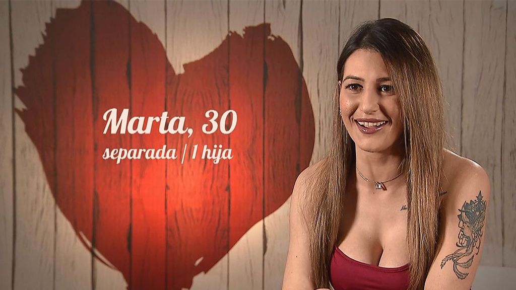 Marta durante su cita en 'First Dates'