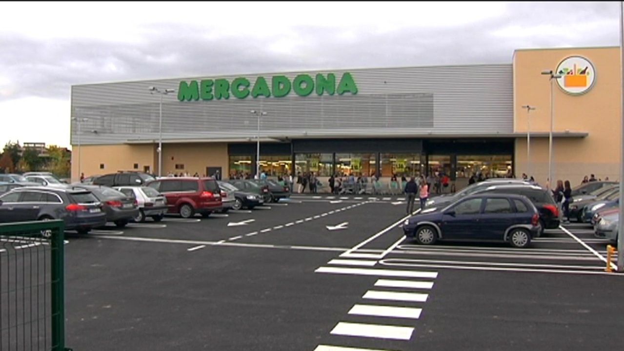 Mercadona crea su propia cesta de la compra anticrisis sin alimentos frescos