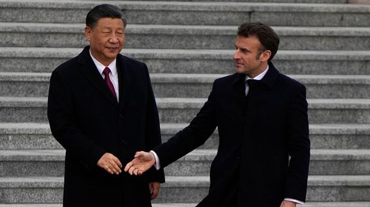 Xi Jinping y Macron durante la visita oficial del francés a China
