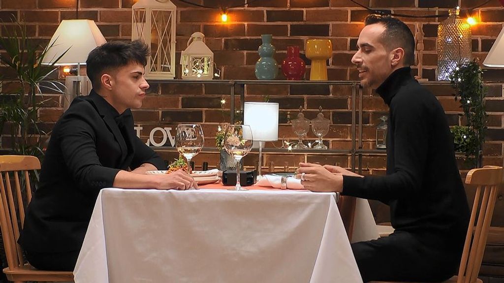 Dani y Óscar durante su cita en 'First Dates'