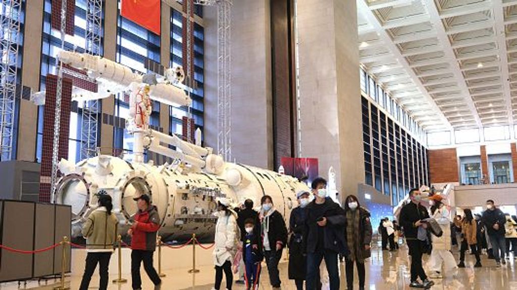 Exposición del proyecto espacial tripulado de China en Beijing