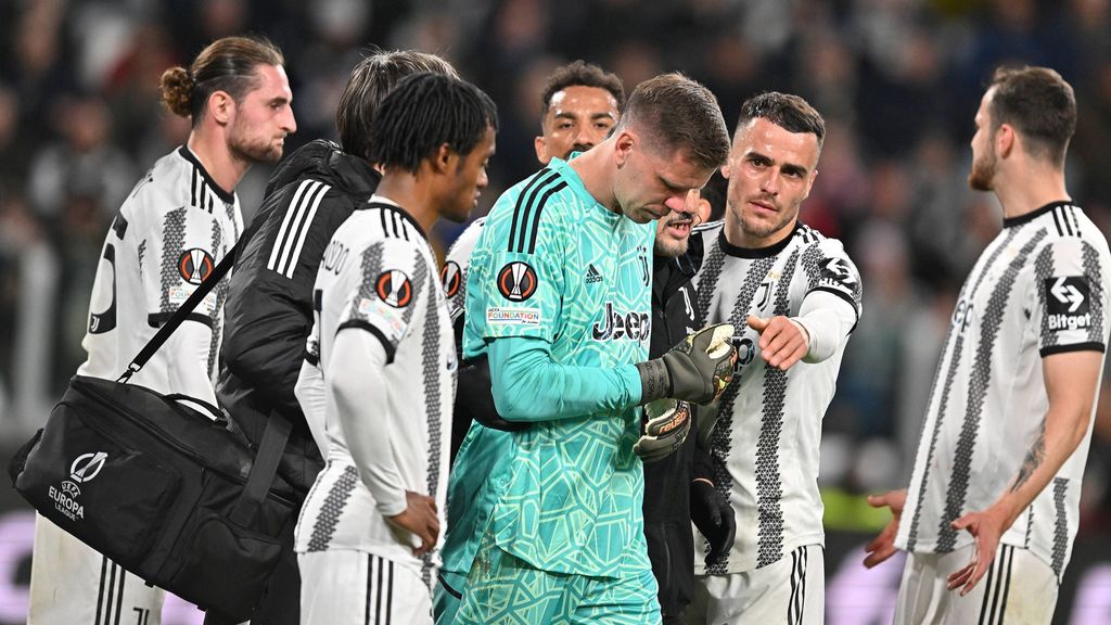 Szczesny, portero de la Juventus, se retira del partido por un dolor en el pecho: "Estaba luchando por respirar"