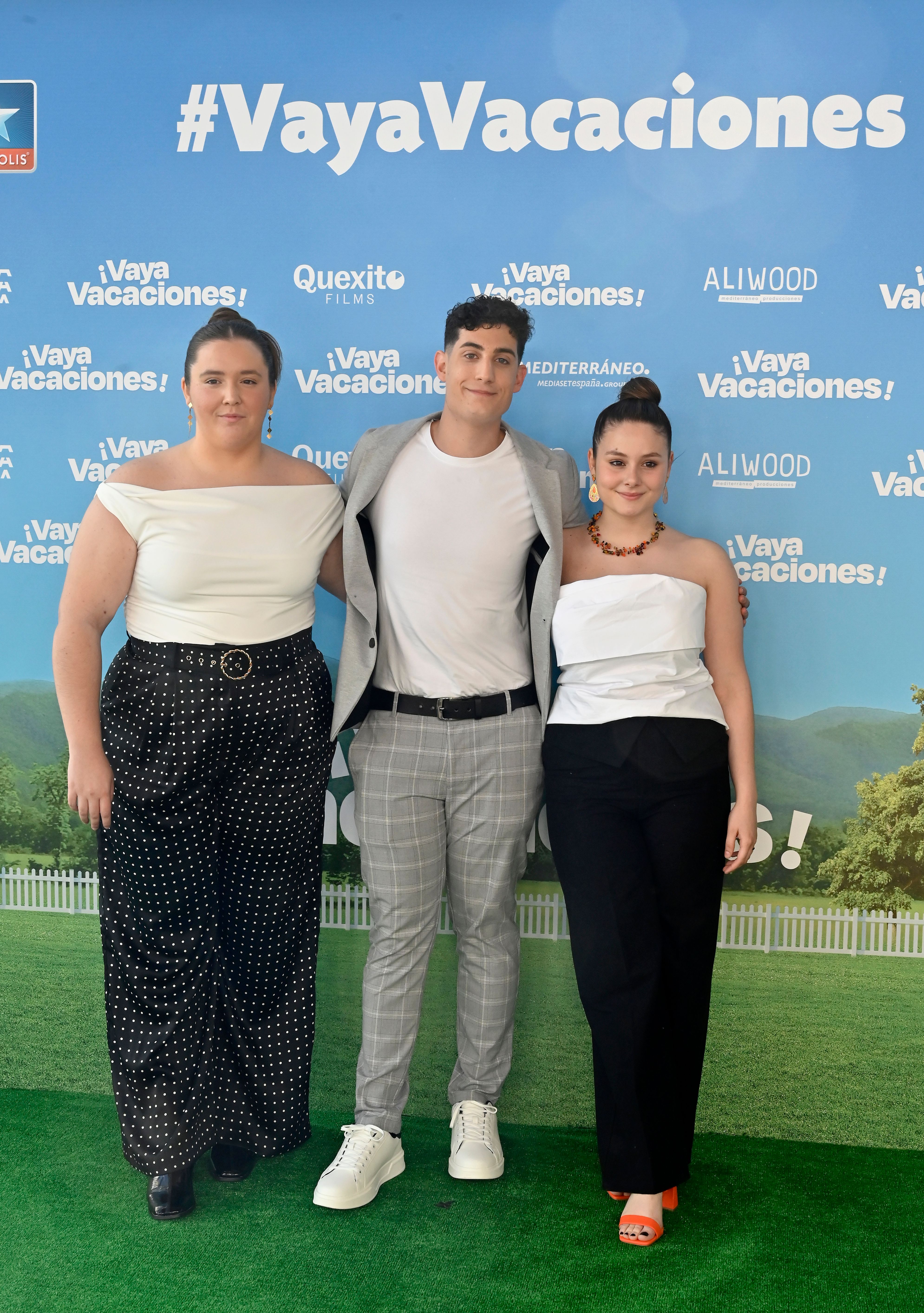El reparto de '¡Vaya vacaciones!'