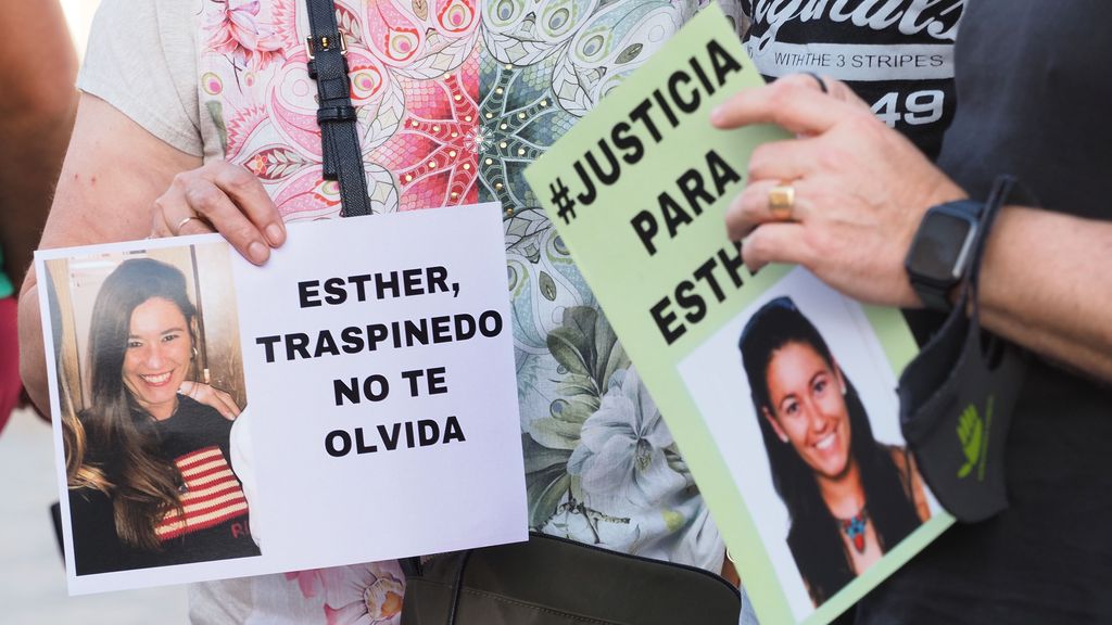 La hermana de Esther López señala a Óscar, el principal sospechoso: "Poquito le queda para estar donde debe"