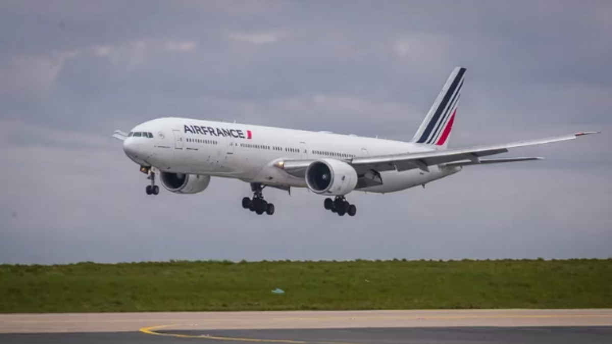 Las últimas palabras de los pilotos del vuelo Río-París en el que murieron 228 personas: "Vamos a estrellarnos"