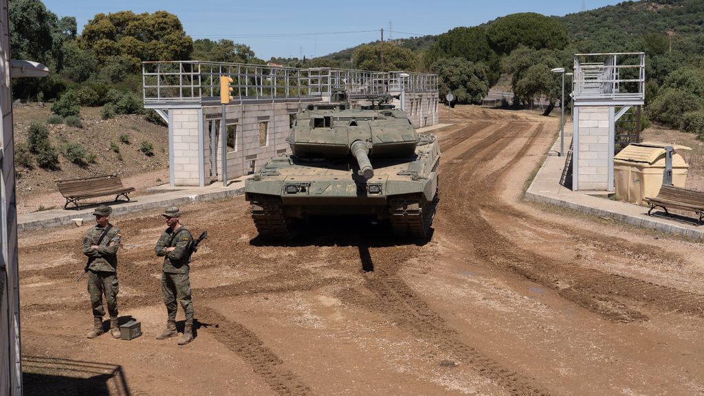 EuropaPress 5116578 maniobras carro combate leopard 13 abril 2023 cordoba andalucia espana