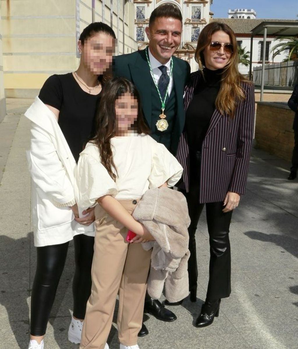 Joaquín Sánchez, su mujer y sus dos hijas, en 2020