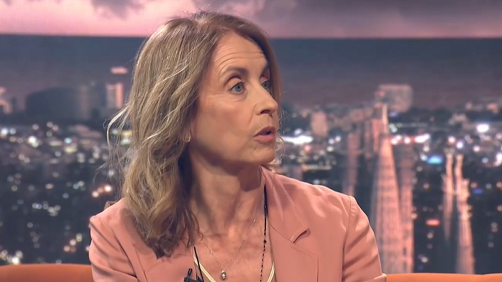 La madre de Gerard Piqué, Montserrat Bernabéu, concede la primera entrevista tras la separación de su hijo