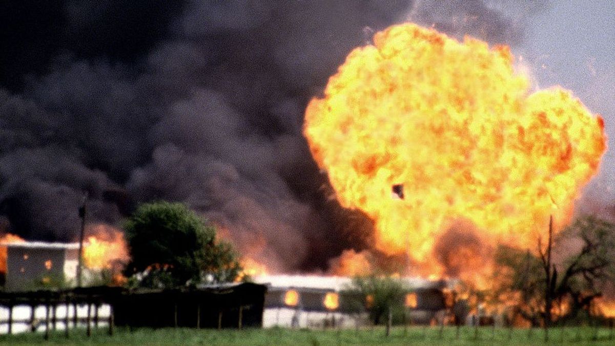 La masacre de Waco cumple 30 años: la historia de David Koresh y su secta que acabó con 82 muertos