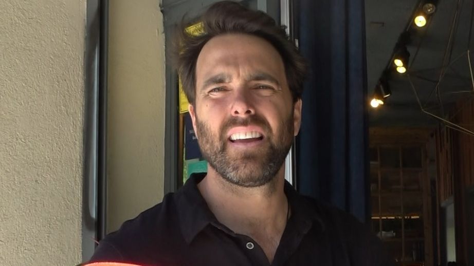Javier Ungría atiende al reportero de Europa Press tras hacerse pública su guerra judicial con Elena Tablada