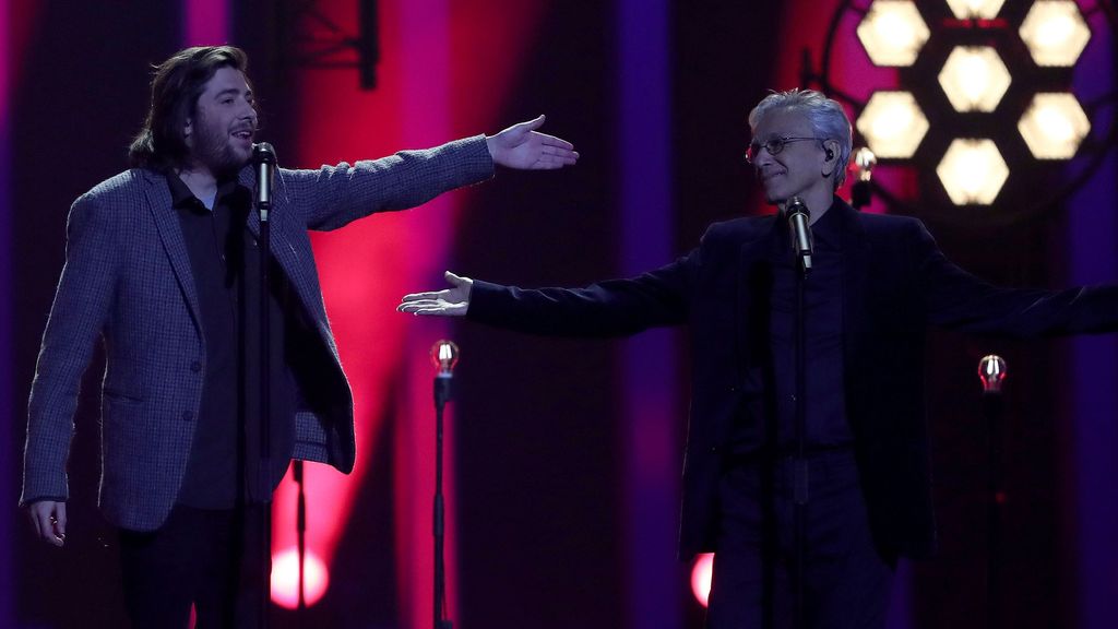 Salvador Sobral y Caetano Veloso