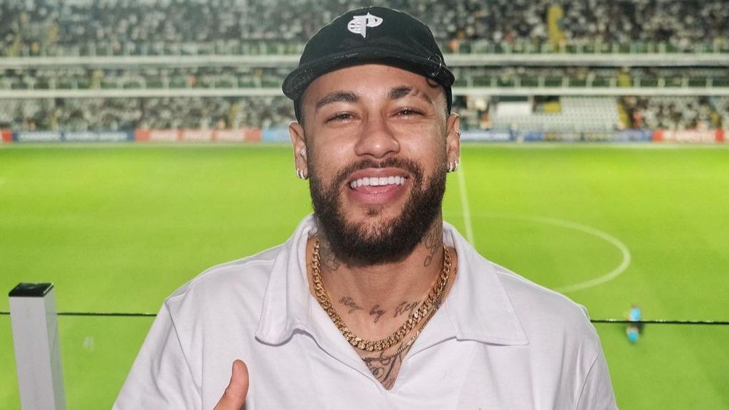 La afición del Santos pide la vuelta de Neymar: aclamado en su visita al estadio