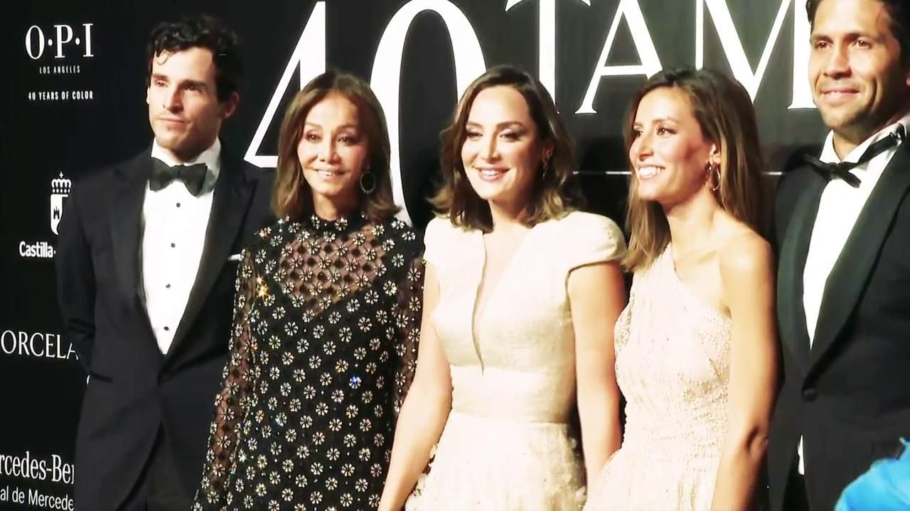 Tamara Falcó, con parte de su familia.