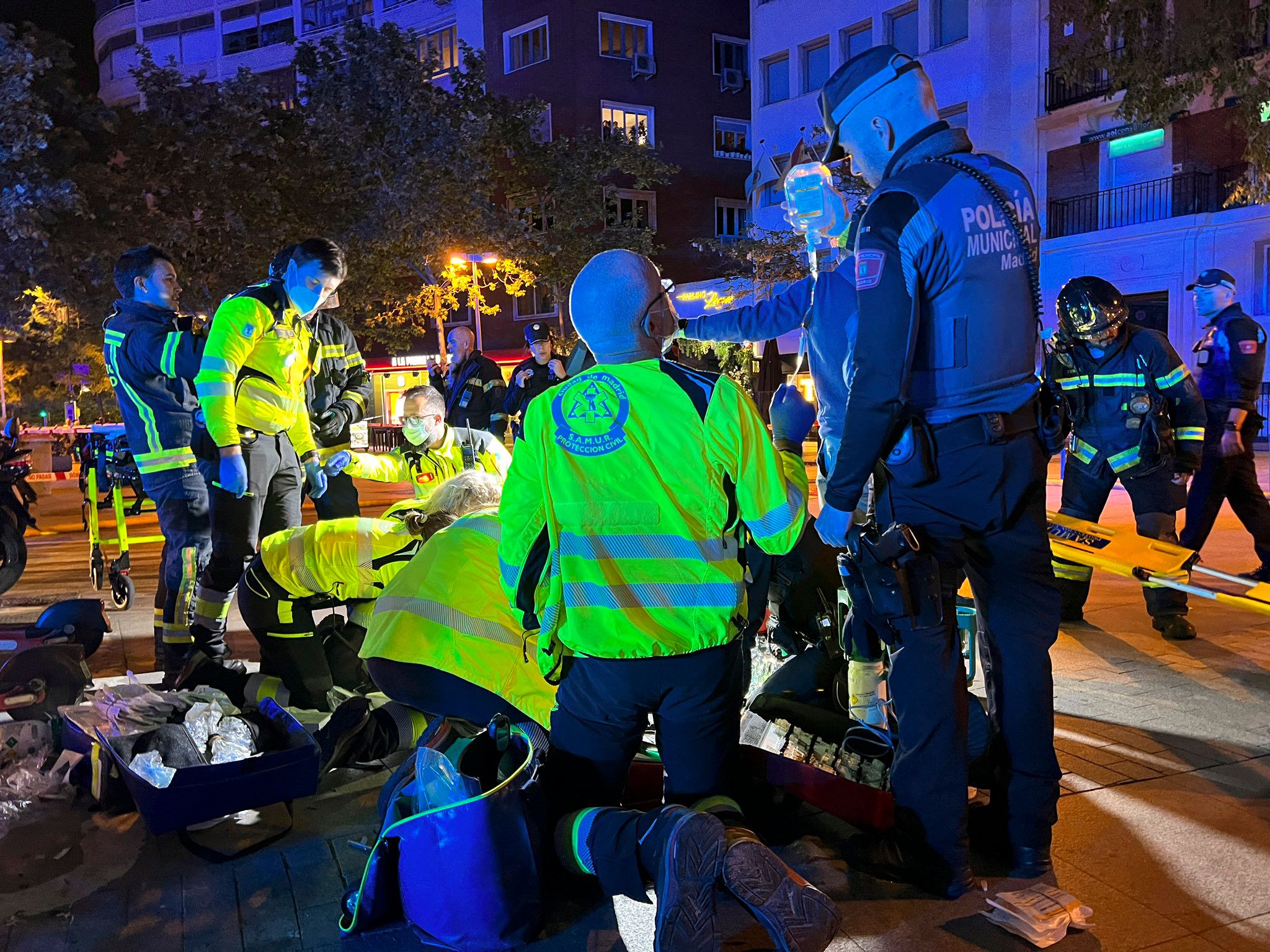 EN IMÁGENES| Un trágico incendio en un restaurante en Madrid deja dos muertos y diez heridos