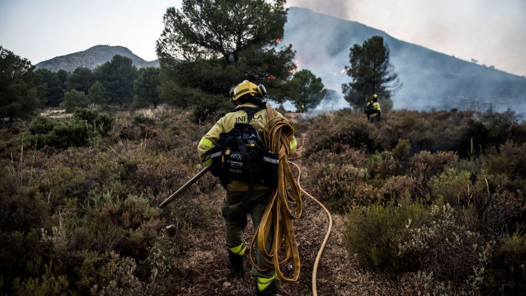 La campaña antiincendios se adelanta mes y medio mientras España sufre una ola de calor en pleno abril