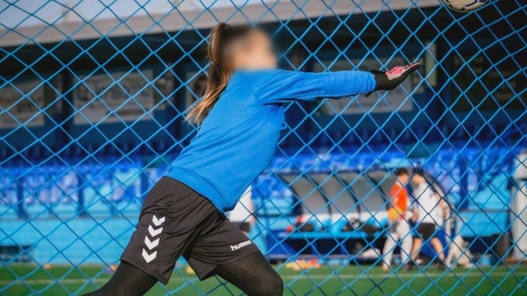 Los insultos a Carla, una portera de 13 años, en un partido de fútbol en Málaga: "Guarra, tienes un culazo"