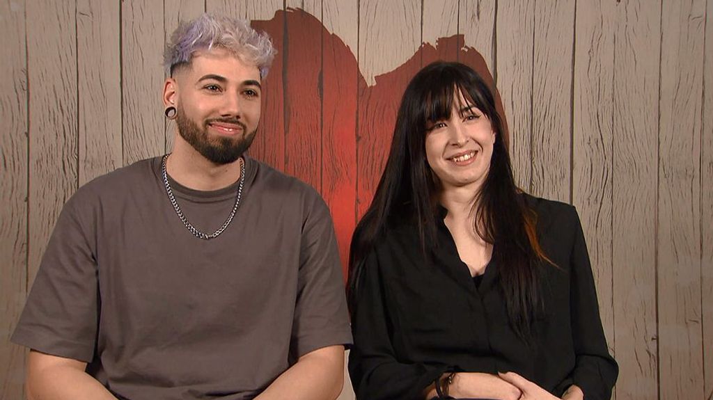 Cristian y Marta durante su cita en 'First Dates'