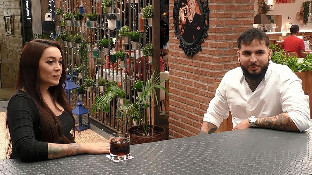 David y Sara durante su cita en 'First Dates' 