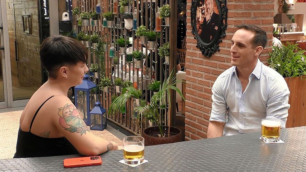 Mónica y Alberto durante su cita en 'First Dates'