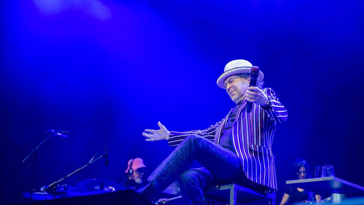 El cantante Joaquín Sabina actúa este sábado en un concierto en su tierra natal, Úbeda (Jaén) El cantante Joaquín Sabina actúa este sábado en un concierto en su tierra natal, Úbeda (Jaén)
