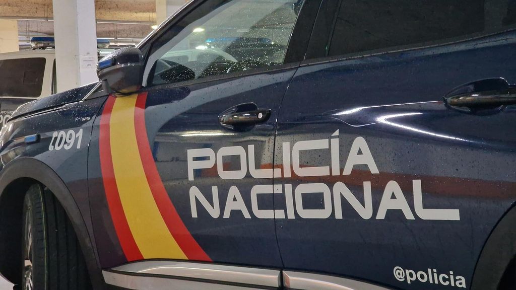 Archivo - Coche de Policía Nacional