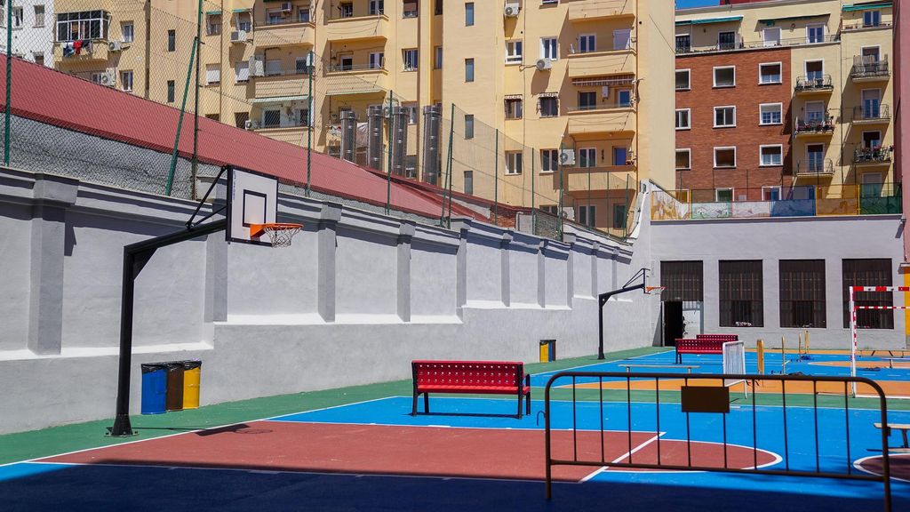 Archivo - Patio de colegio