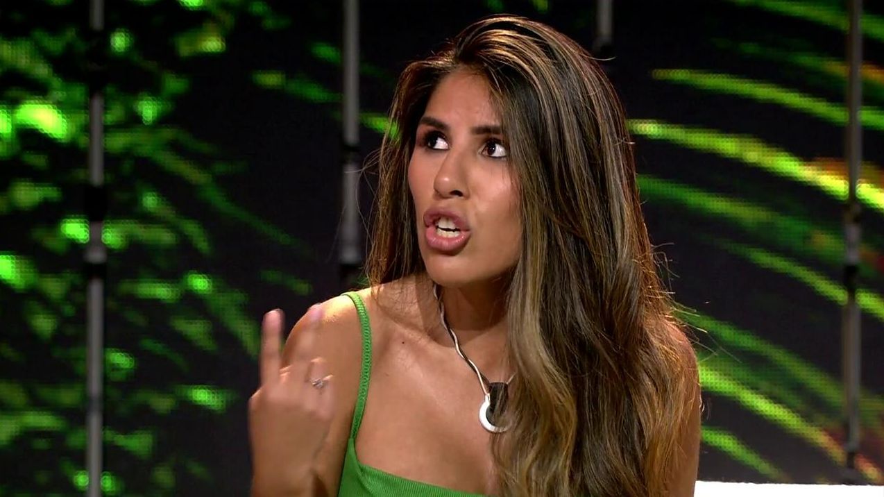 Isa Pantoja muestra su enfado ante la bronca de Manuel y Alma con Asraf