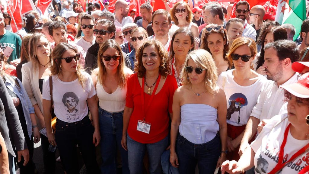 Seis ministros se unen a las marchas del 1 de mayo y llaman a un acuerdo para subir los salarios