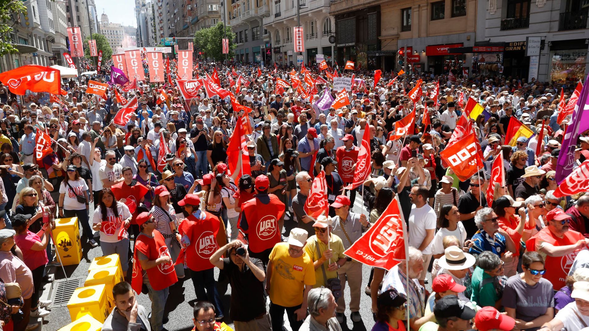 Primero de mayo en Madrid: manifestación de los trabajadores
