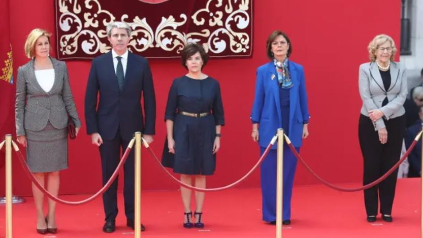 Cospedal y Santamaría en el 2 de Mayo de 2018