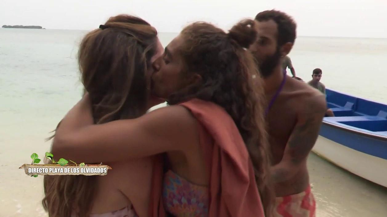 Raquel Bollo y sus hijos